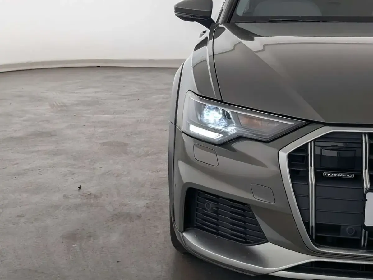 Gebraucht Audi A6 Allroad 204 PS (150 kW) 2023 Chronosgrau Kombi
