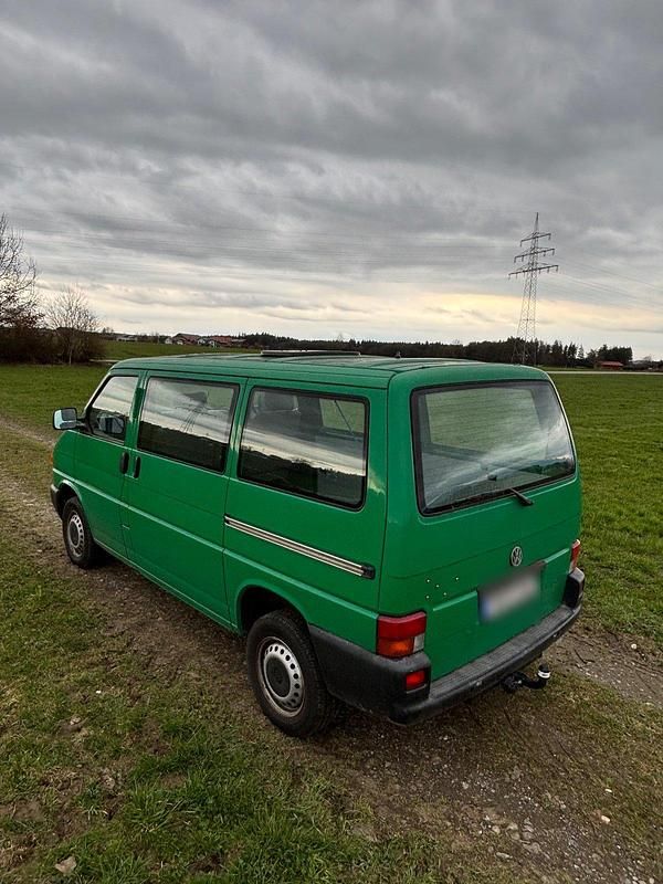 Gebraucht VW Transporter 116 PS (85 kW) 1999 Grün Van