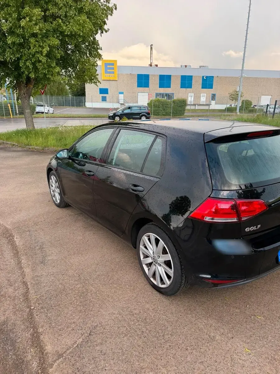 Gebraucht VW Golf VII 86 PS (63 kW) 2014 Schwarz Kleinwagen