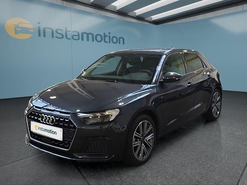 Grau Gebraucht 2025 Audi A1 Sportback Kleinwagen | 25.449 € (Etwas zu teuer) - Bild 1/4