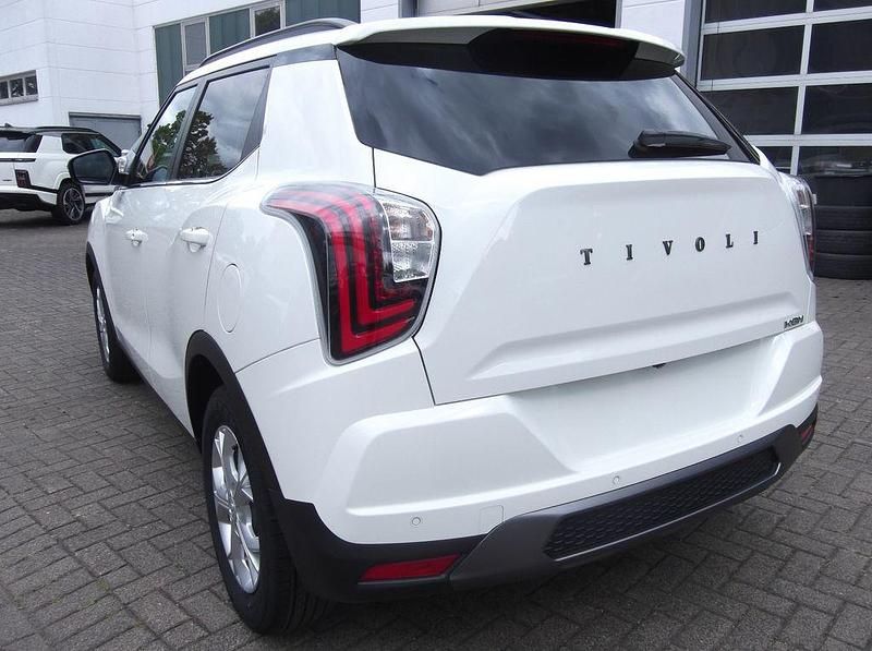 Neu SsangYong Tivoli 163 PS (119 kW) 2025 Weiß SUV