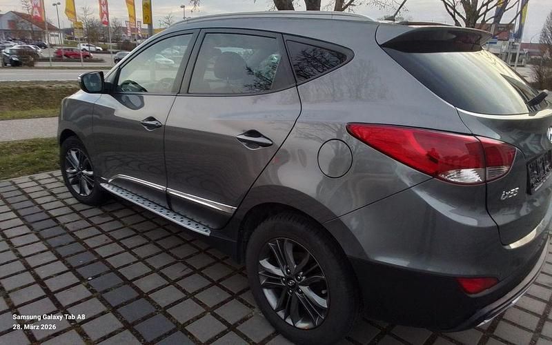 Gebraucht Hyundai ix35 115 PS (84 kW) 2014 Grau SUV