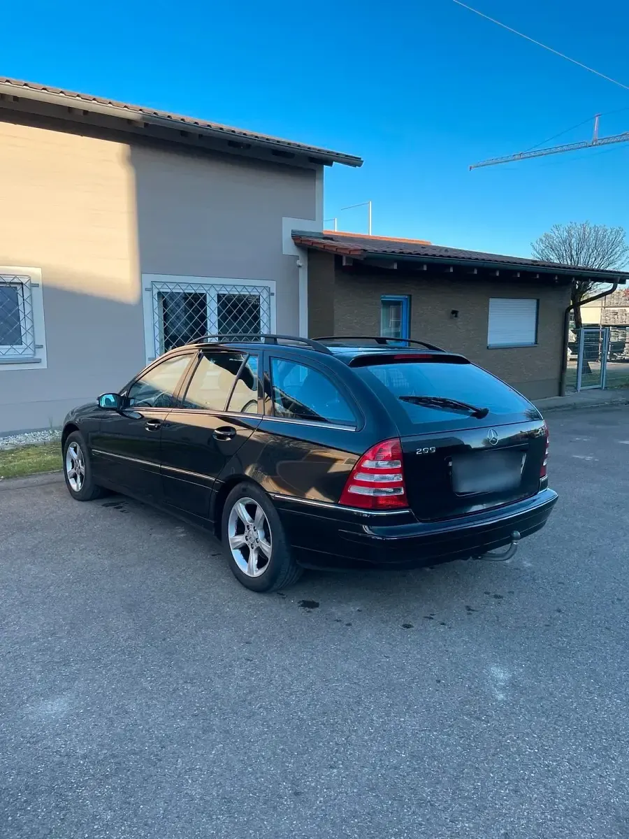 Gebraucht Mercedes C200 122 PS (89 kW) 2004 Schwarz Kombi