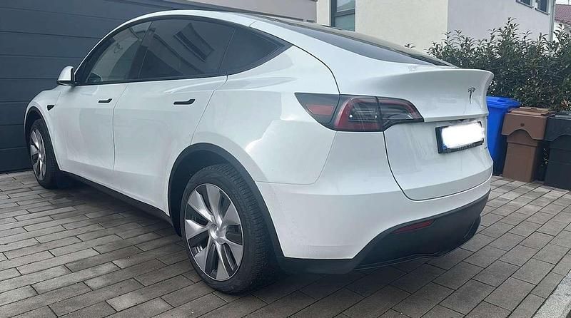 Gebraucht Tesla Model Y 378 kW (514 PS) 2023 SUV