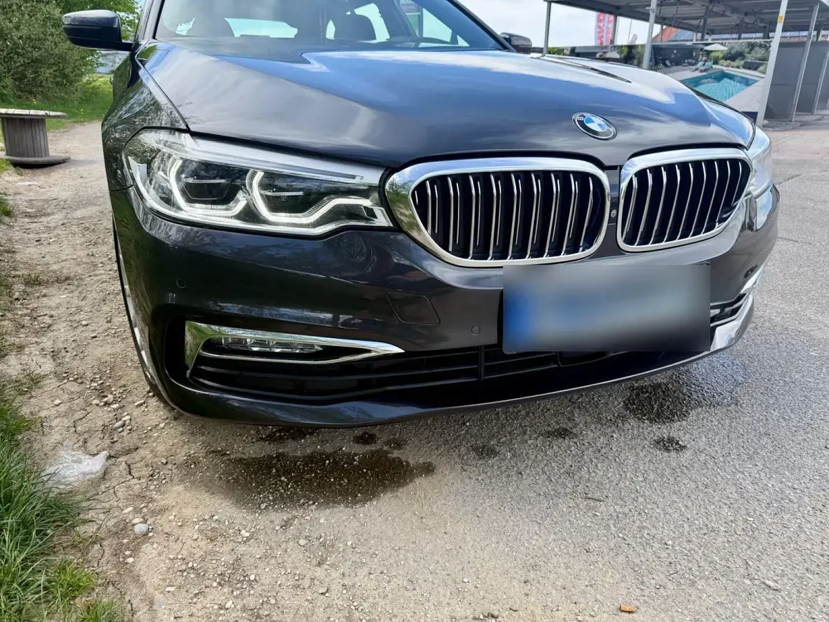 Gebraucht BMW 520 Luxury Line 190 PS (139 kW) 2018 Schwarz Kombi