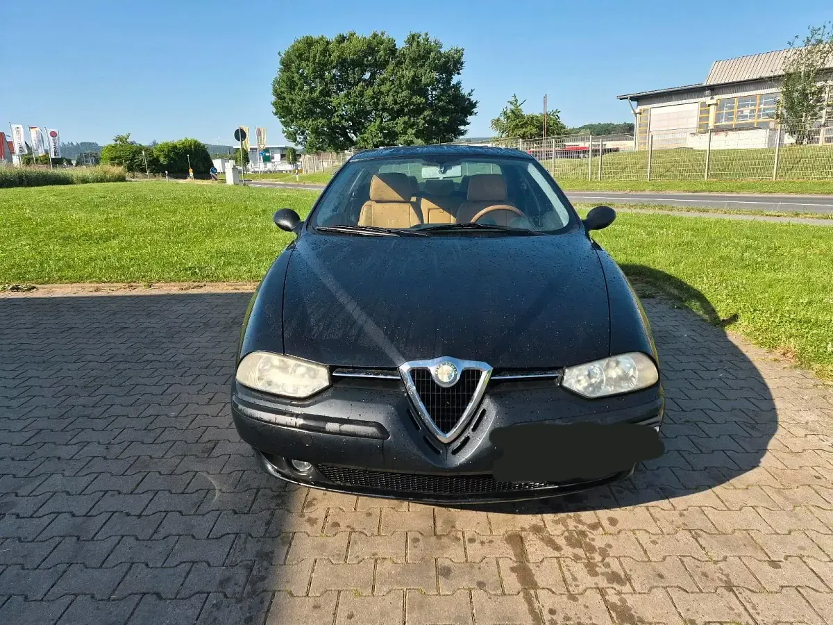Gebraucht Alfa Romeo 156 136 PS (100 kW) 2000 Schwarz Limousine