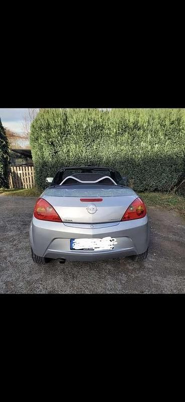 Gebraucht Opel Tigra Design Edition 90 PS (66 kW) 2006 Silber Cabrio