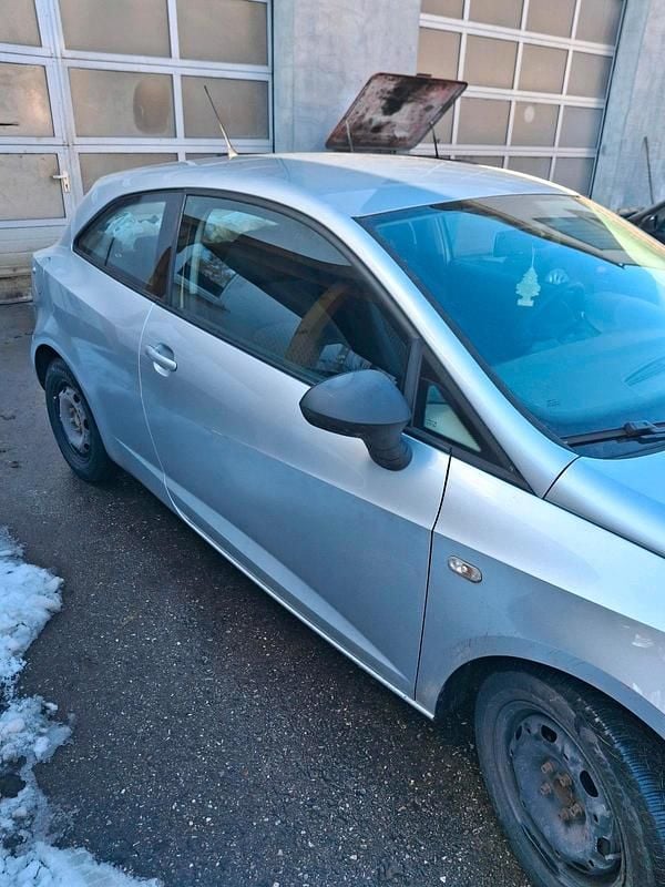 Gebraucht Seat Ibiza 60 PS (44 kW) 2010 Grau Kleinwagen