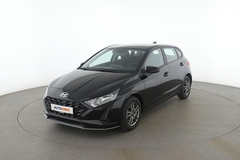 Schwarz Gebraucht 2023 Hyundai i20 Trend Kleinwagen | 18.970 € (Fairer Preis) - Bild 1/3