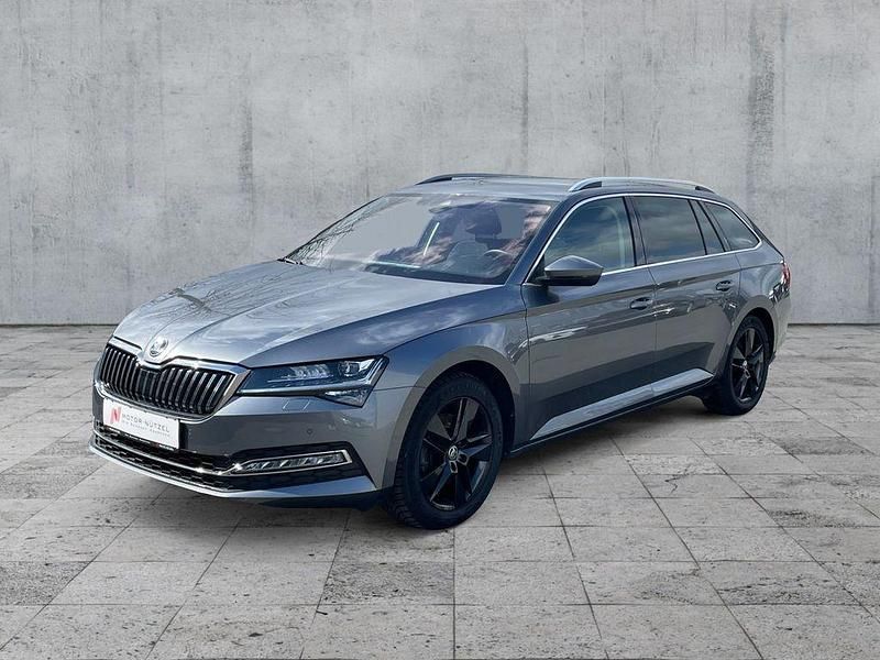 Gebraucht Skoda Superb Style 200 PS (147 kW) 2023 Graphitegrau metallic Kombi