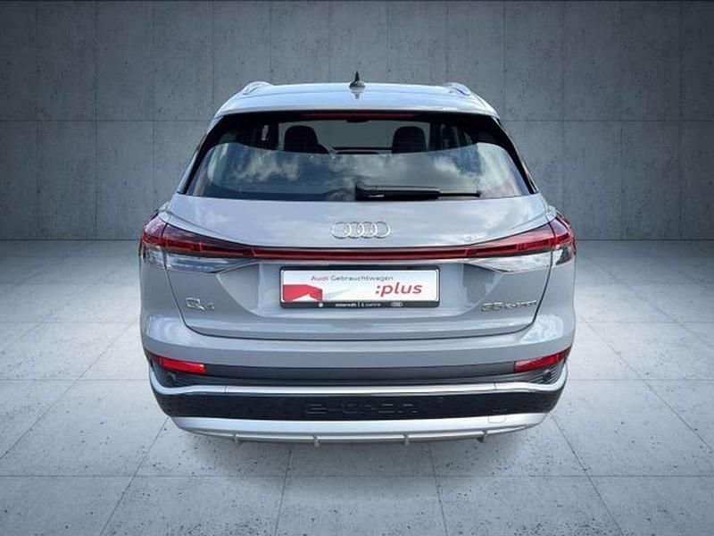Gebraucht Audi Q4 e-tron Comfort 125 kW (170 PS) 2022 Kieselgrau SUV