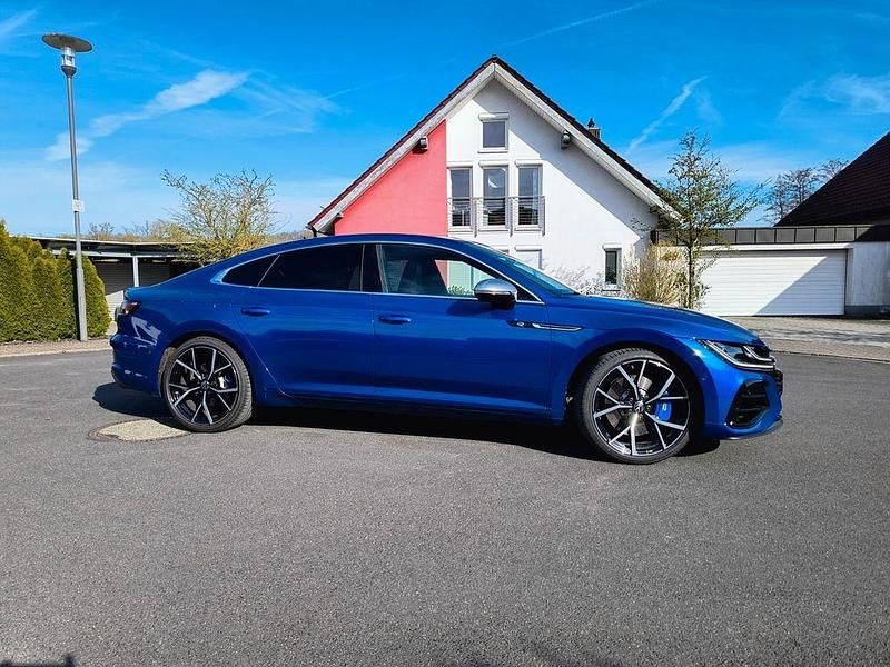 Gebraucht VW Arteon R 320 PS (235 kW) 2021 Blau Limousine