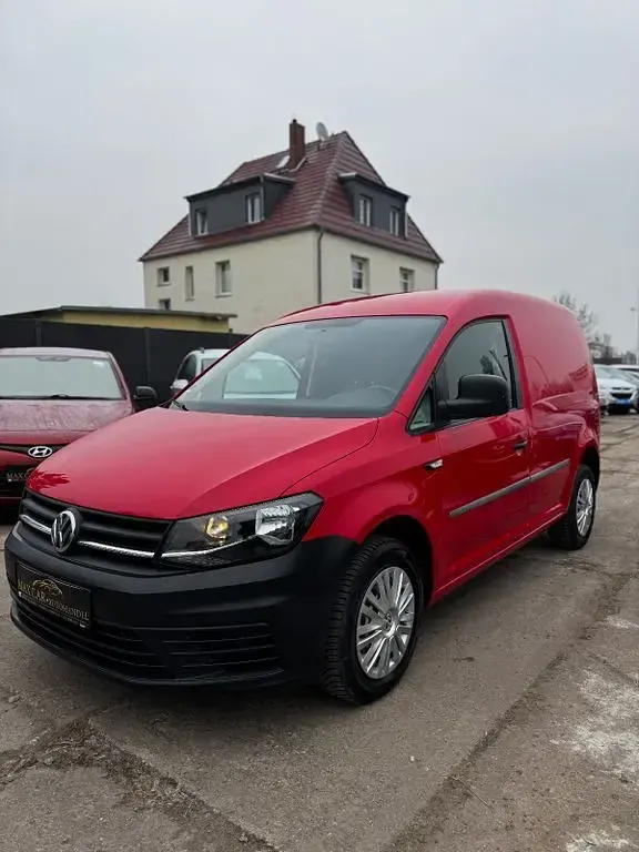 Gebraucht VW Caddy 75 PS (55 kW) 2017 Rot Van / Kleinbus