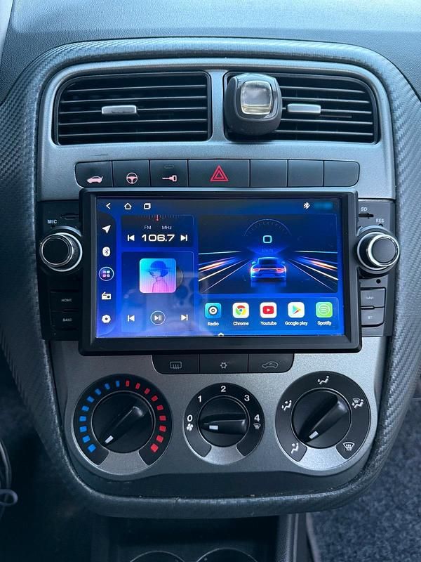 Gebraucht Fiat Grande Punto 65 PS (47 kW) 2009 Schwarz Kleinwagen