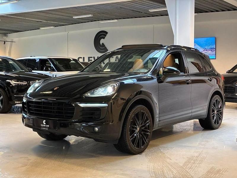 Second-hand Porsche Cayenne 262 CP (192 kW) 2015 Negru SUV