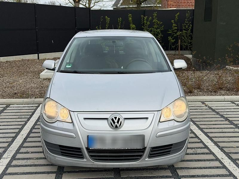 Używany VW Polo 80 KM (58 kW) 2009 Szary Hatchback