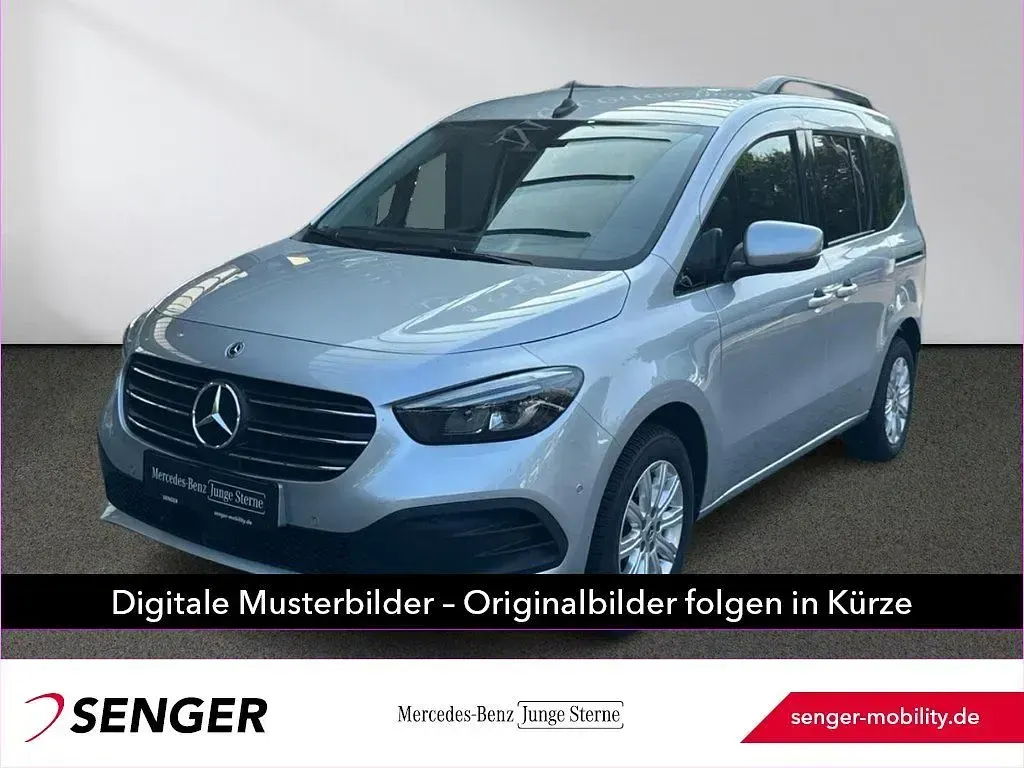Gebraucht Mercedes T180 Progressive 131 PS (96 kW) 2024 Van / Kleinbus
