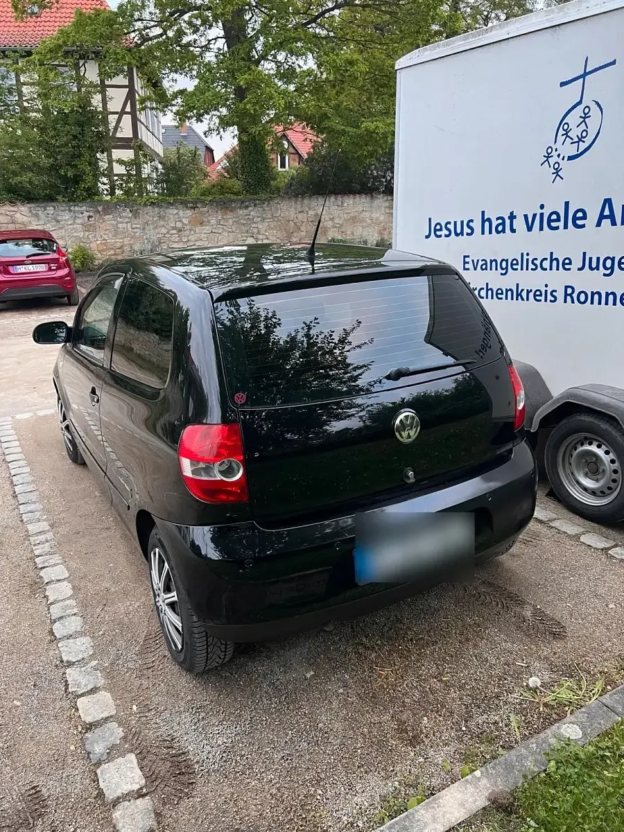 Gebraucht VW Fox Refresh 55 PS (40 kW) 2009 Schwarz Kleinwagen