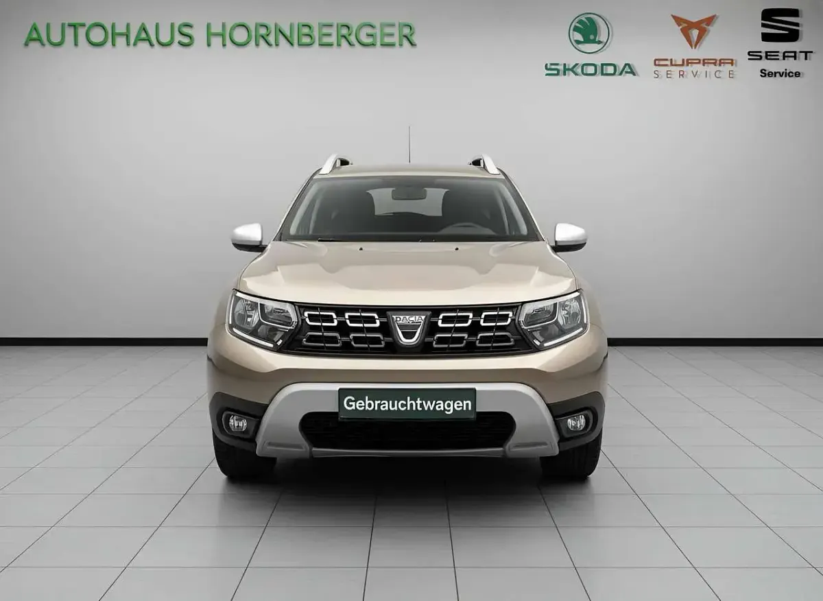 Gebraucht Dacia Duster Acces 114 PS (83 kW) 2019 Beige dune SUV