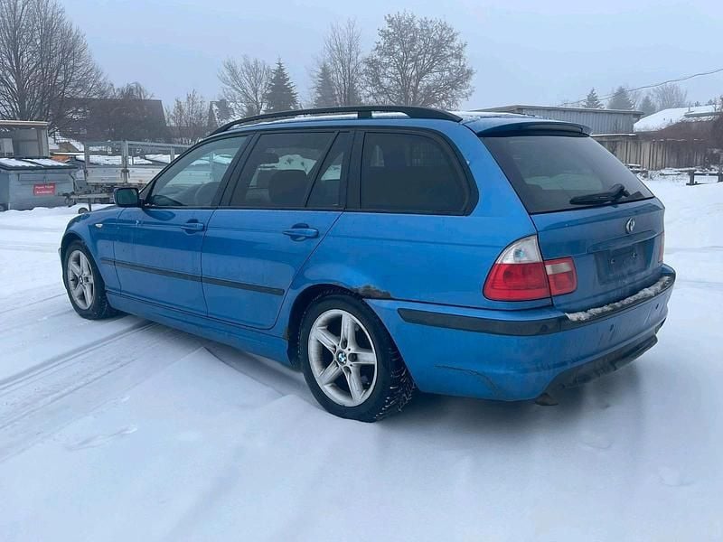 Gebraucht BMW 320 M Sport 150 PS (110 kW) 2004 Blau Kombi