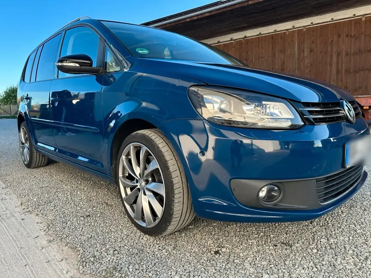Gebraucht VW Touran 2012 Blau Van / Kleinbus