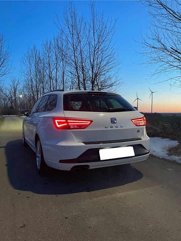 Second-hand Seat Leon ST FR 179 CP (131 kW) 2015 Alb Break