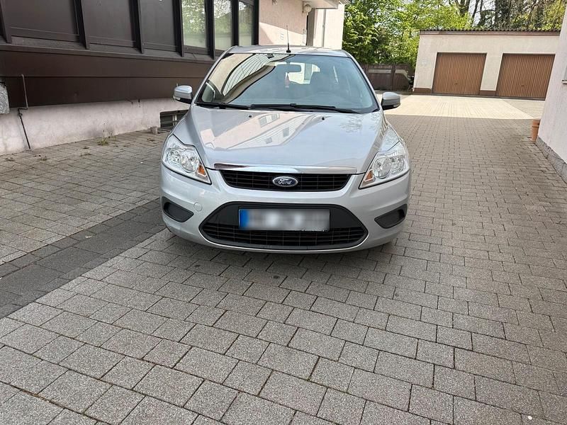 Usata Ford Focus 116 CV (85 kW) 2010 Argento Station wagon
