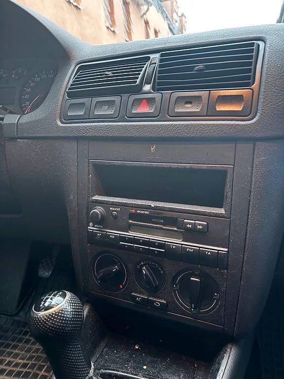 Gebraucht VW Golf IV 105 PS (77 kW) 2000 Blau Limousine