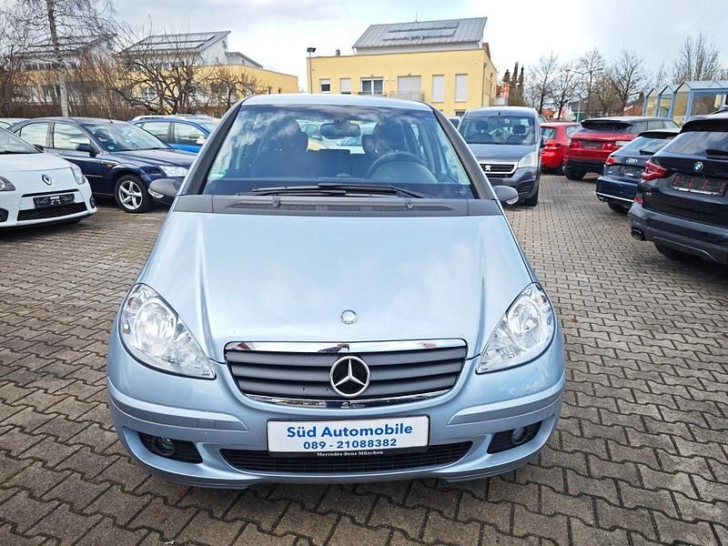 Gebraucht Mercedes A150 Elegance 95 PS (69 kW) 2008 Blau Kleinwagen