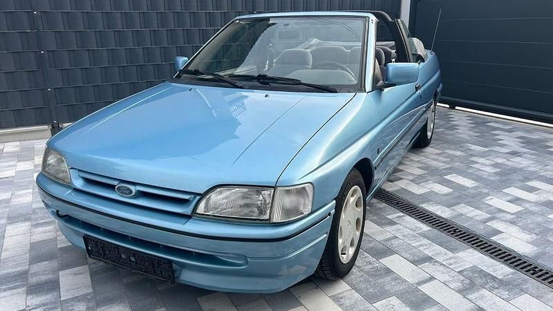 Blau Gebraucht 1992 Ford Escort Cabrio | 2.500 € - Bild 1/3