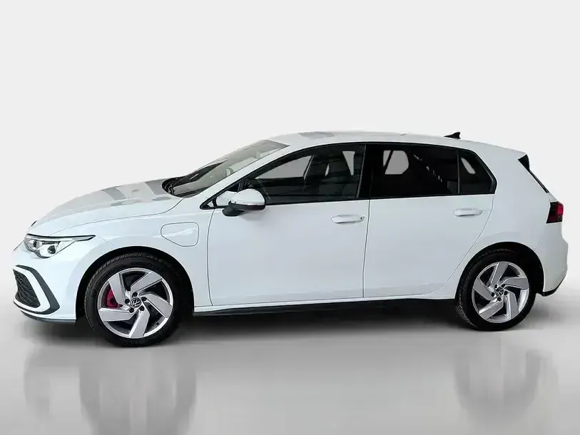 Gebraucht VW Golf VII GTE 204 PS (150 kW) 2021 Weiss Kleinwagen