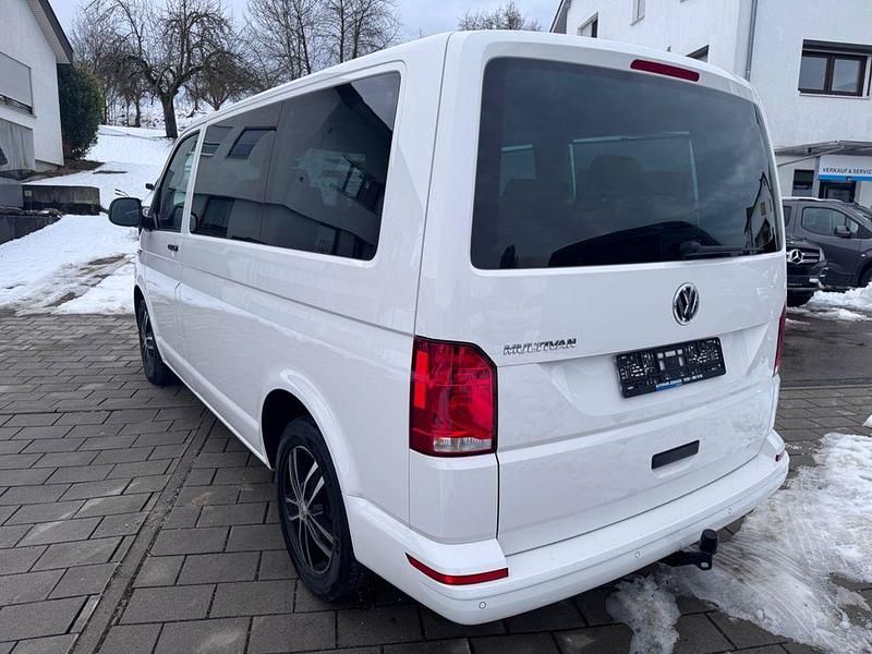 Gebraucht VW Multivan 150 PS (110 kW) 2020 Candyweiß Van