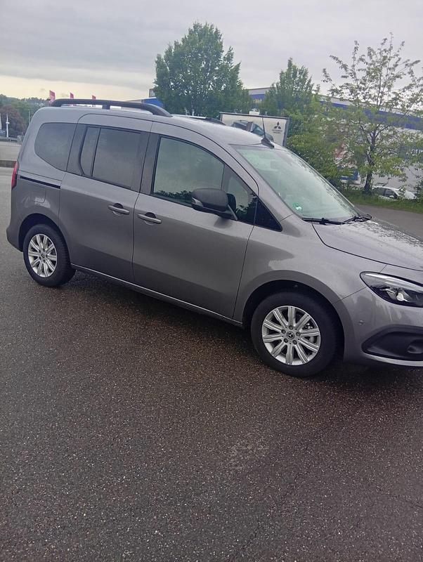 Gebraucht Mercedes Citan 113 131 PS (96 kW) 2024 Grau Kombi