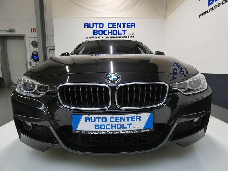 Schwarz Gebraucht 2013 BMW 330 M Sport Limousine | 13.800 € (Superpreis) - Bild 1/4