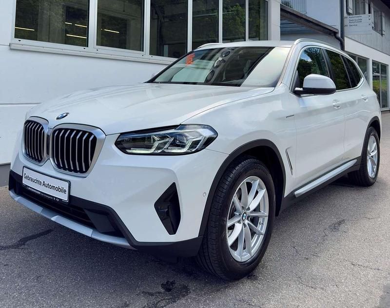 Alpinweiß 3 Gebraucht 2024 BMW X3 Sport Line SUV | 46.900 € (Superpreis) - Bild 1/4