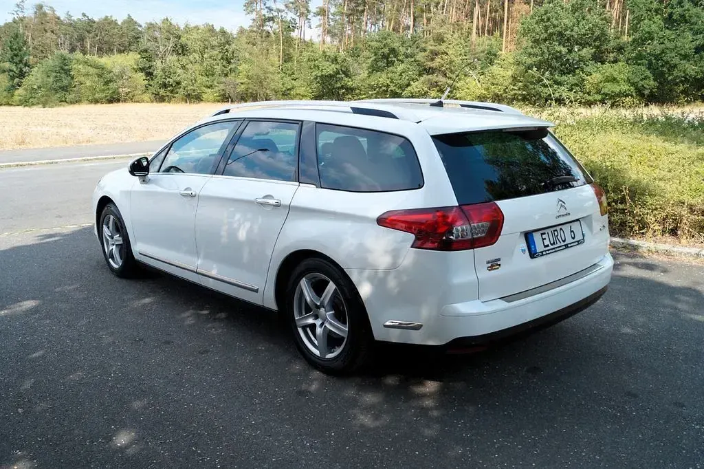 Gebraucht Citroën C5 SELECTION 150 PS (110 kW) 2015 Weiß Kombi