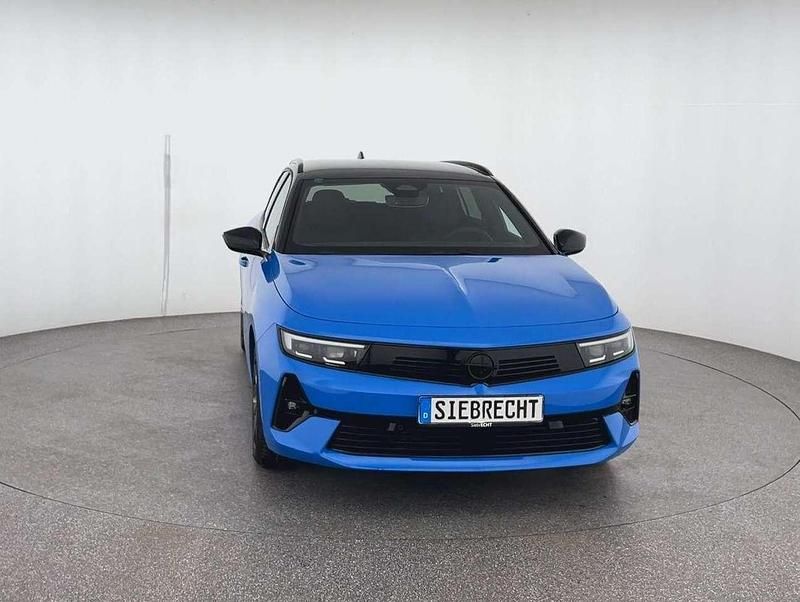 Neu Opel Astra 131 PS (96 kW) 2025 Blau Kombi