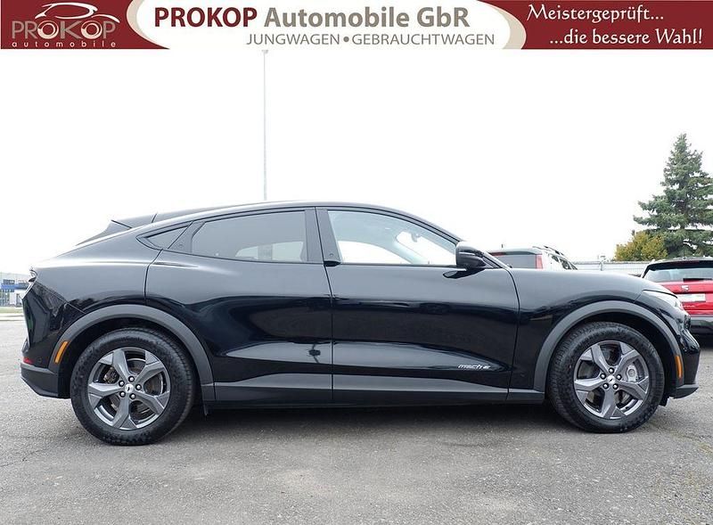 Gebraucht Ford Mustang Mach-E 197 kW (269 PS) 2022 Schwarz SUV