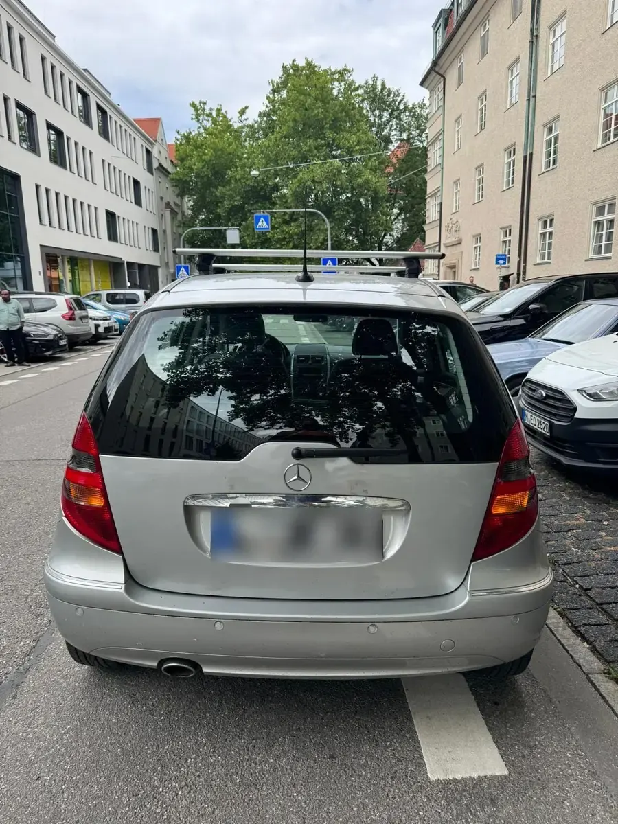 Gebraucht Mercedes A180 109 PS (80 kW) 2007 Silber Kleinwagen