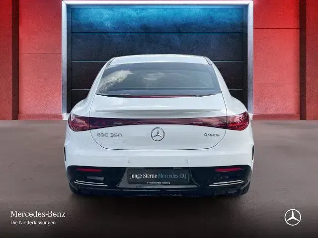 Gebraucht Mercedes EQE350 AMG 214 kW (292 PS) 2024 Manufaktur opalithweiß bright Limousine