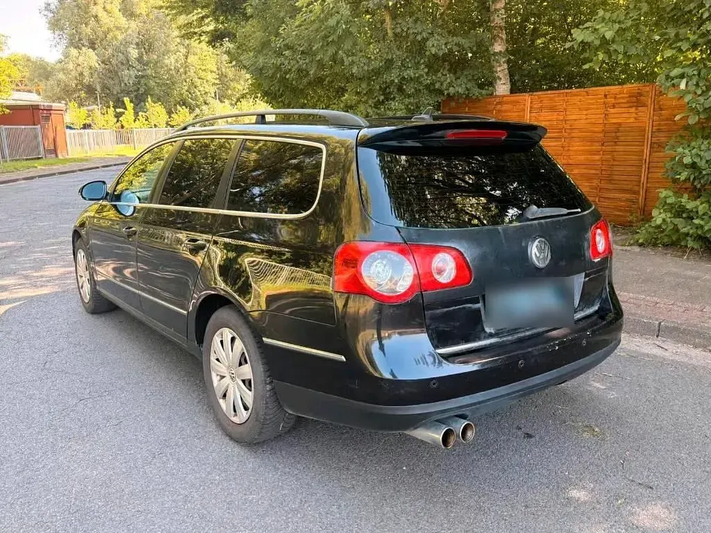 Gebraucht VW Passat 140 PS (102 kW) 2007 Schwarz Kombi
