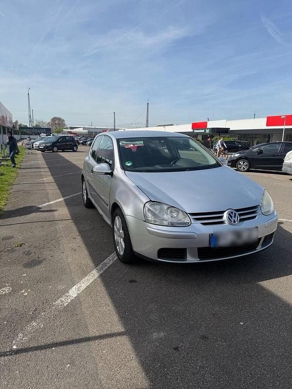 Gebraucht VW Golf IV 75 PS (55 kW) 2004 Grau Limousine
