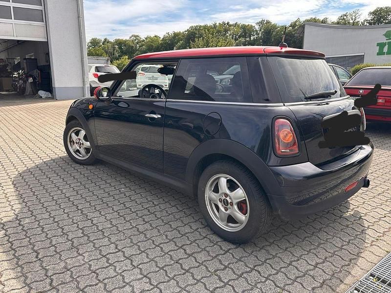 Second-hand Mini Cooper 120 CP (88 kW) 2008 Negru Hatchback