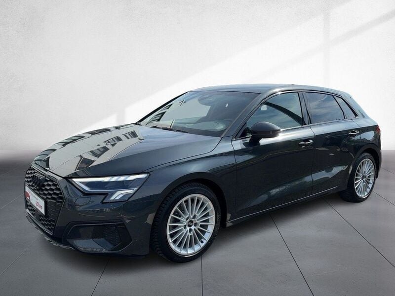 Gebraucht Audi A3 Sportback Advanced 150 PS (110 kW) 2021 Grau Kleinwagen