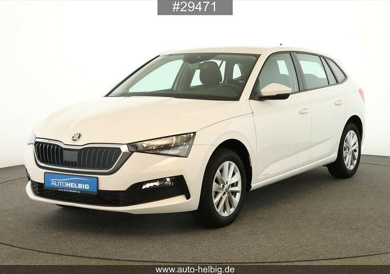 Weiß Gebraucht 2024 Skoda Scala Selection Kleinwagen | 16.990 € (Guter Preis) - Bild 1/4