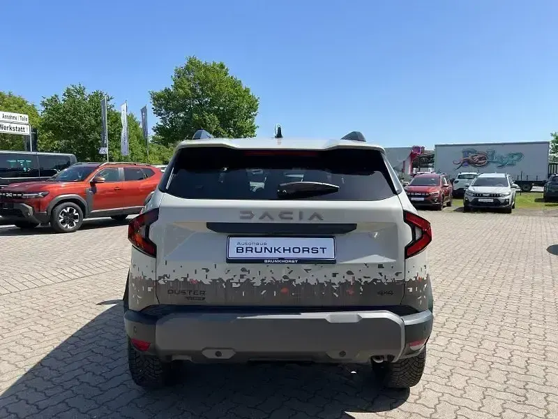 Neu Dacia Duster Extreme 154 PS (113 kW) 2026 Sandstonebeige SUV