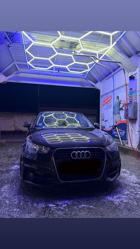 Gebraucht Audi A1 105 PS (77 kW) 2010 Braun Kleinwagen