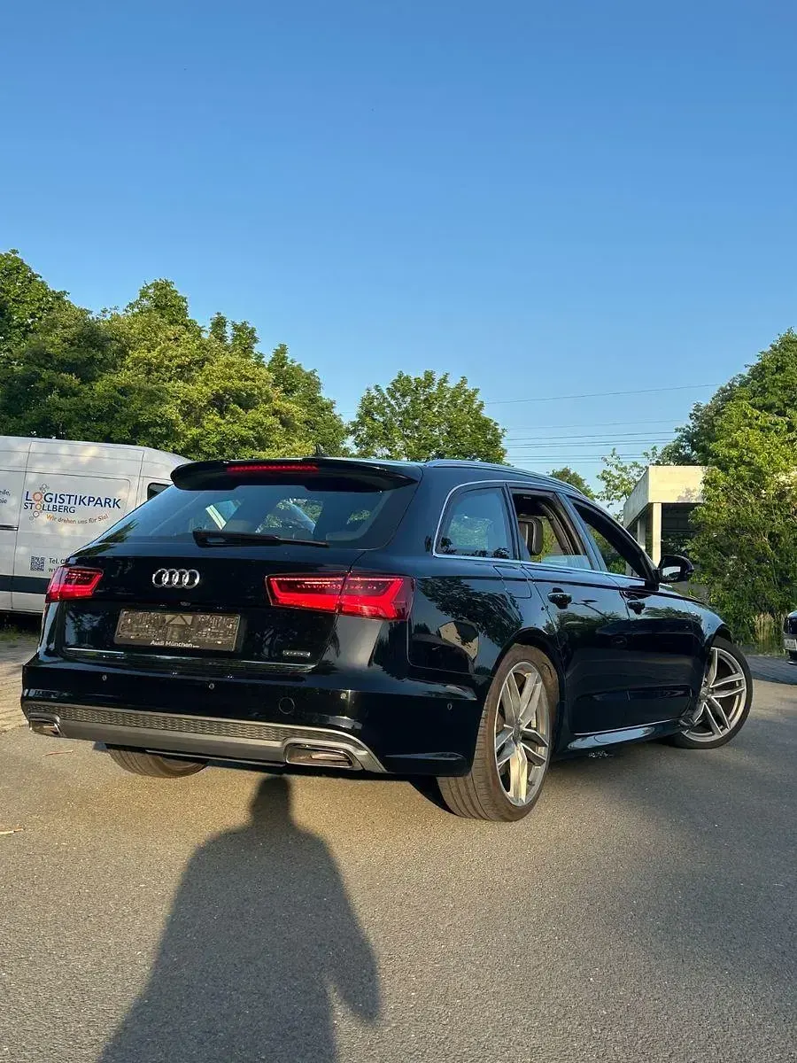 Gebraucht Audi A6 Ambiente 272 PS (200 kW) 2016 Schwarz Kombi