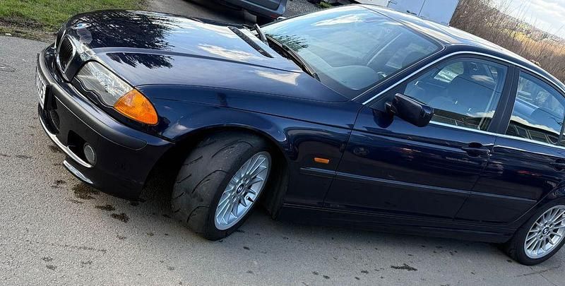 Gebraucht BMW 330 Basis 231 PS (169 kW) 2000 Blau Limousine