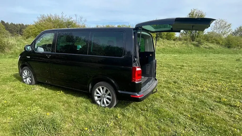 Gebraucht VW Multivan Comfortline 204 PS (150 kW) 2016 Schwarz Van / Kleinbus